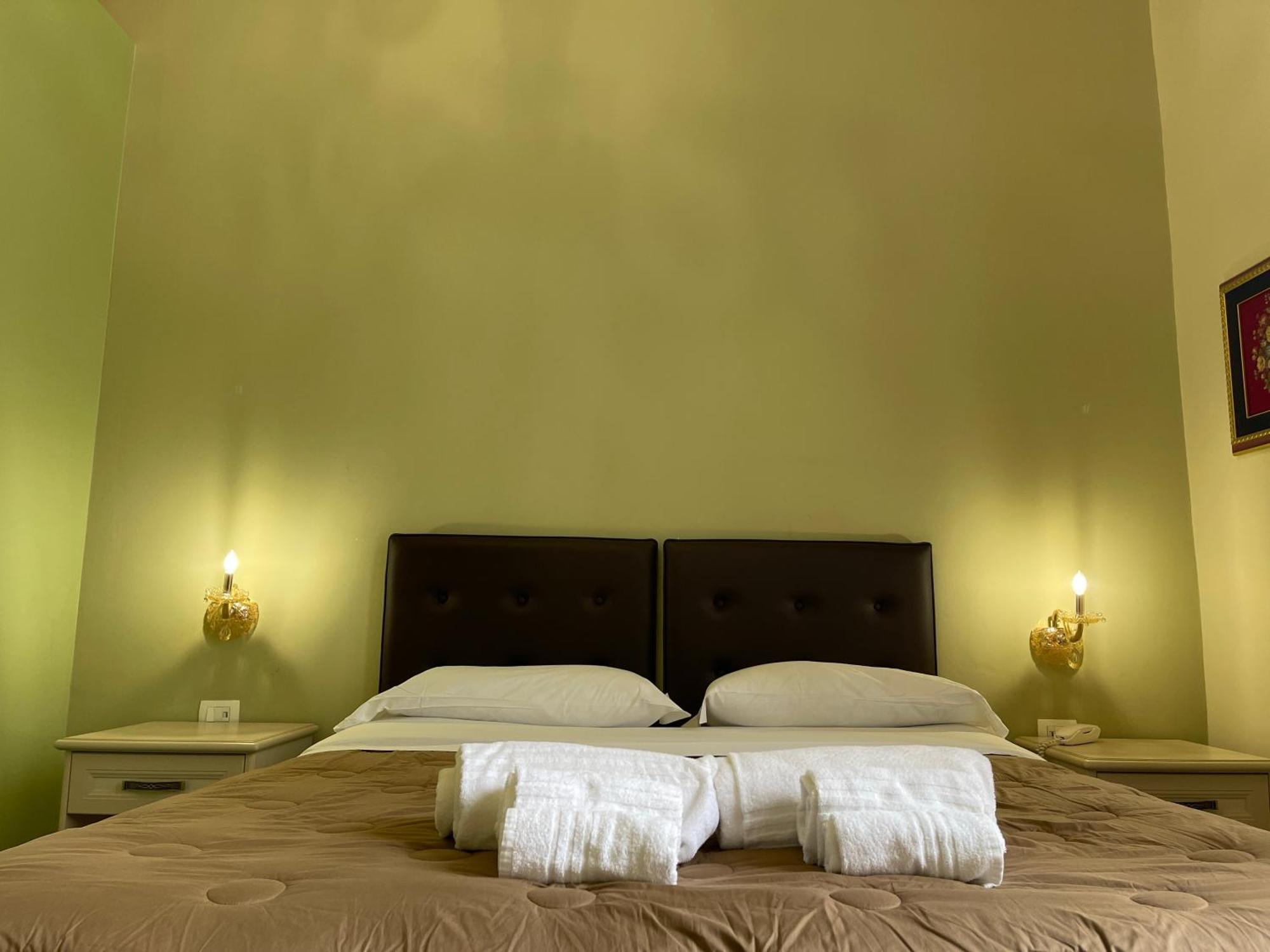فندق Umberto House كاتانيا المظهر الخارجي الصورة